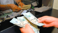 Dólar mantiene tendencia a la baja en República Dominicana