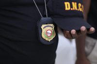 Abinader asciende a 634 agentes antinarcóticos