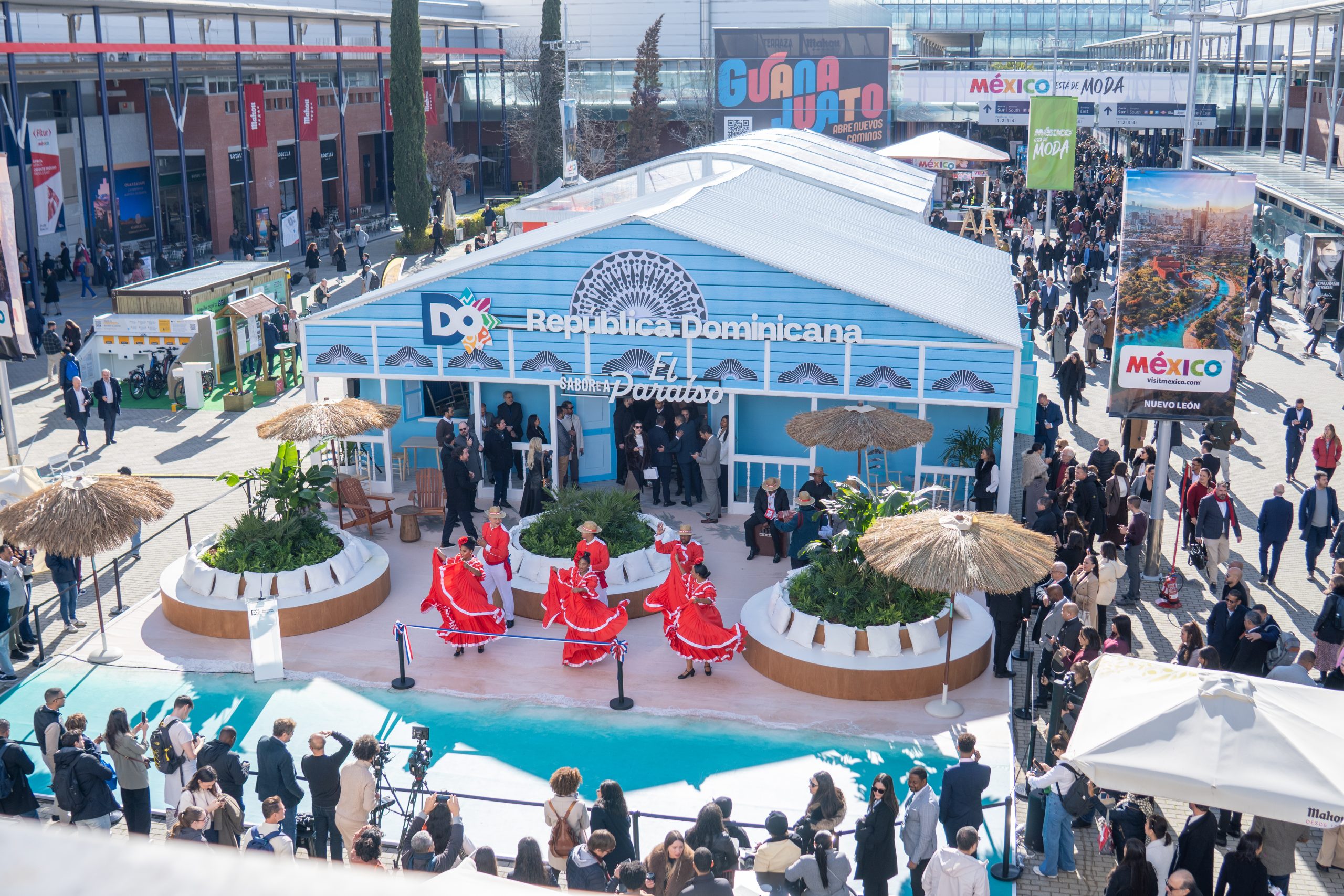 Inauguran la “Casita Dominicana” que “llena de sabor y color” a Fitur -  Remolacha - Noticias Republica Dominicana