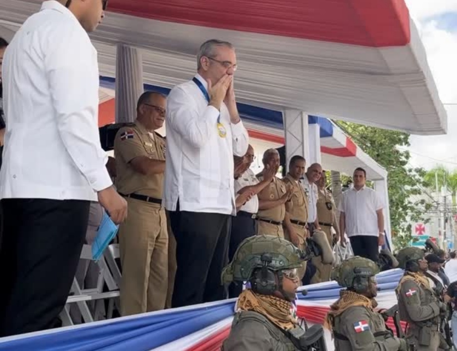 Suspenden desfile militar del 30 de marzo por austeridad