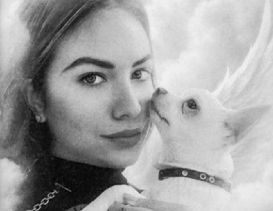 Profanan tumba y roban la cabeza de modelo italiana