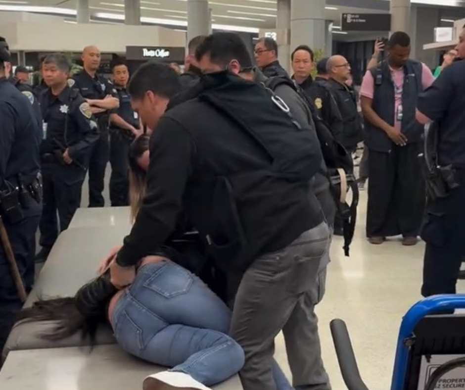 ICE esposa a una madre en el aeropuerto de San Francisco (video)