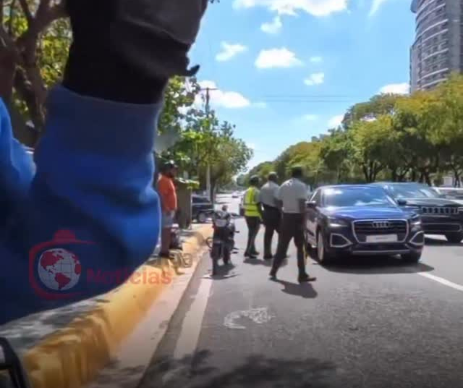 Se durmieron los agentes de la Digesett (video)