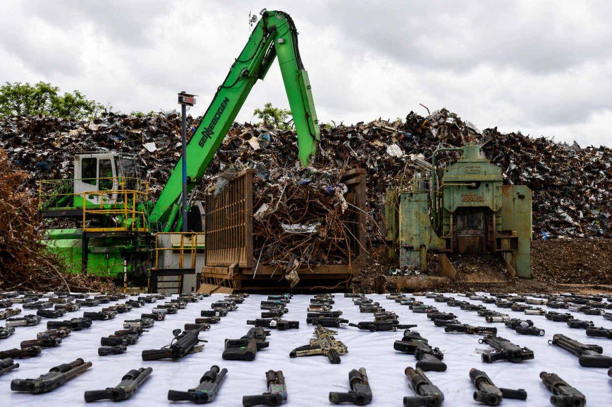 Destruyen 14,699 armas incautadas en jornada contra la ilegalidad