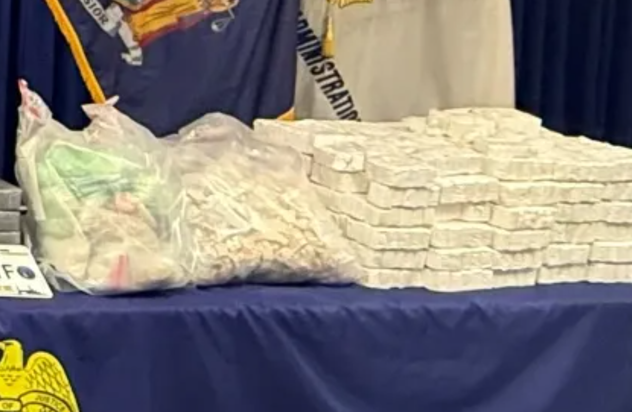 Desmantelan tres grandes fábricas de fentanilo en NY