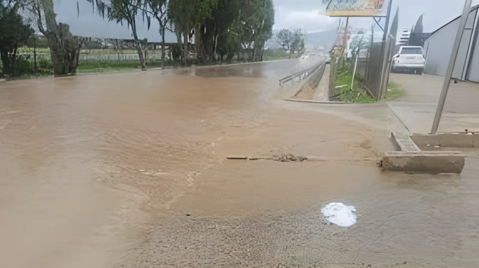 Calles y avenidas inundadas en Constanza (video)