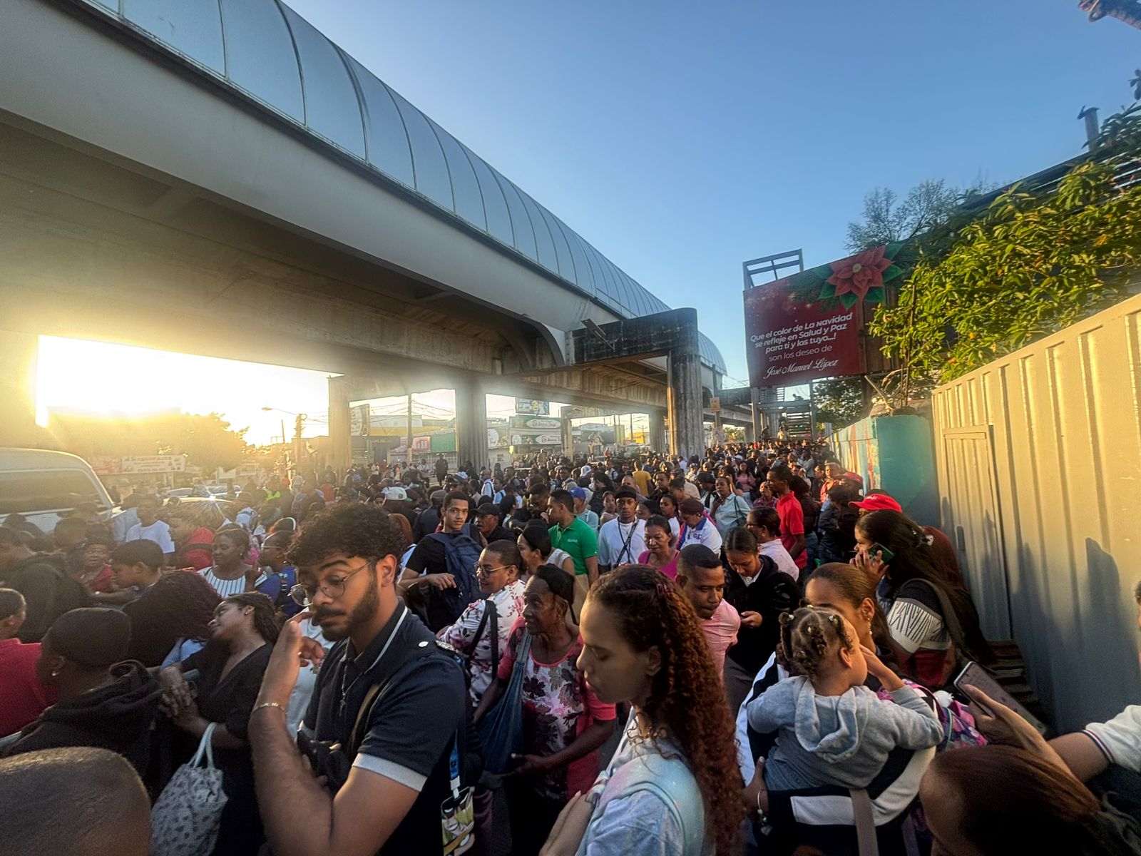 Caos en el metro de Santo Domingo (Imágenes)