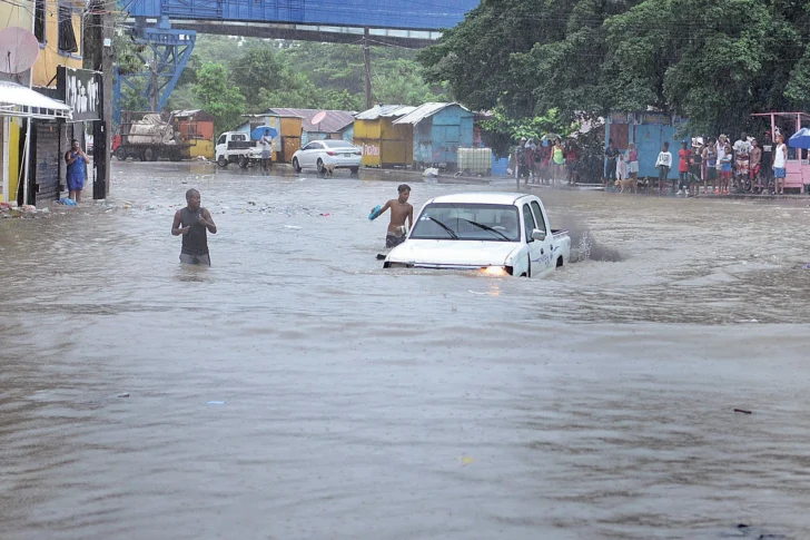 COE sube a 11 provincias en alerta amarilla; 12 en verde