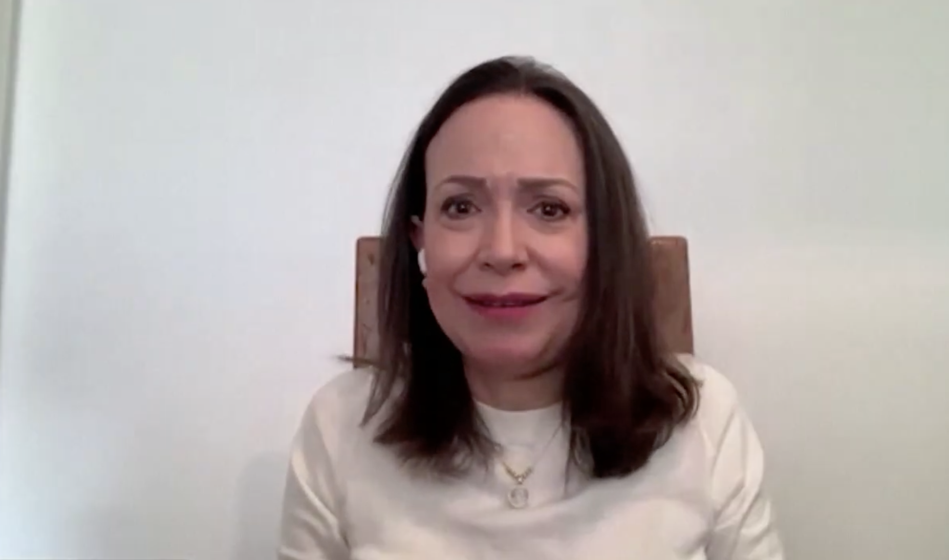 María Corina Machado llama a convocar elecciones en Venezuela