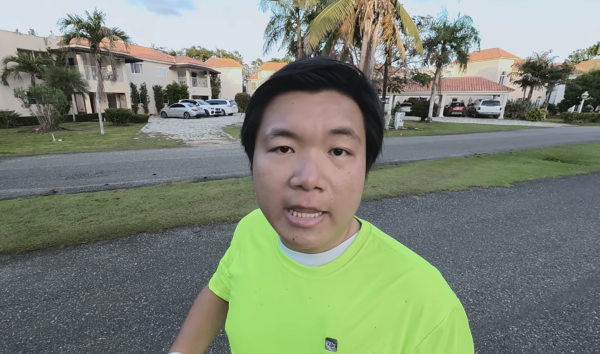 ¿Qué hacen los chinos en Semana Santa en RD? (video)