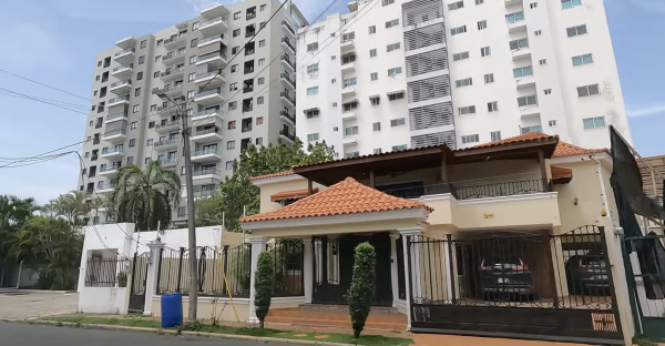 Atracos en zonas exclusivas del Distrito Nacional generan alarma