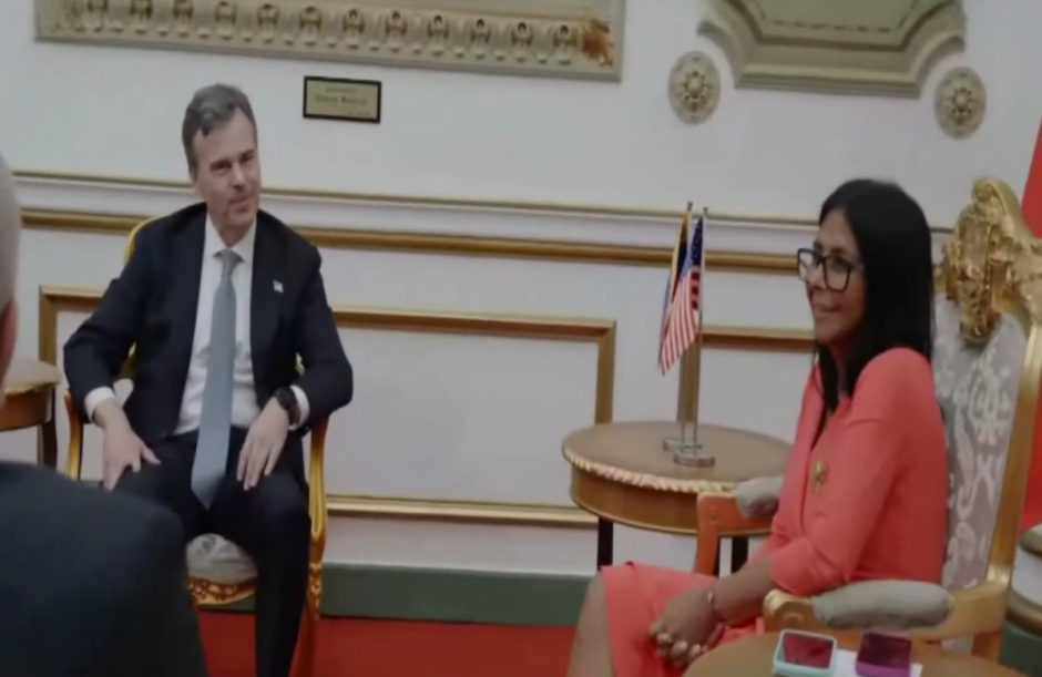 Delcy Rodríguez recibe al nuevo encargado de negocios de Estados Unidos