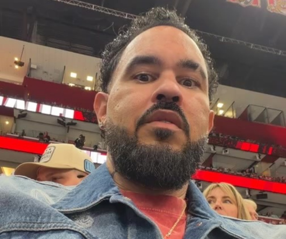 Mujer demanda por US$1 millón a Raphy Pina