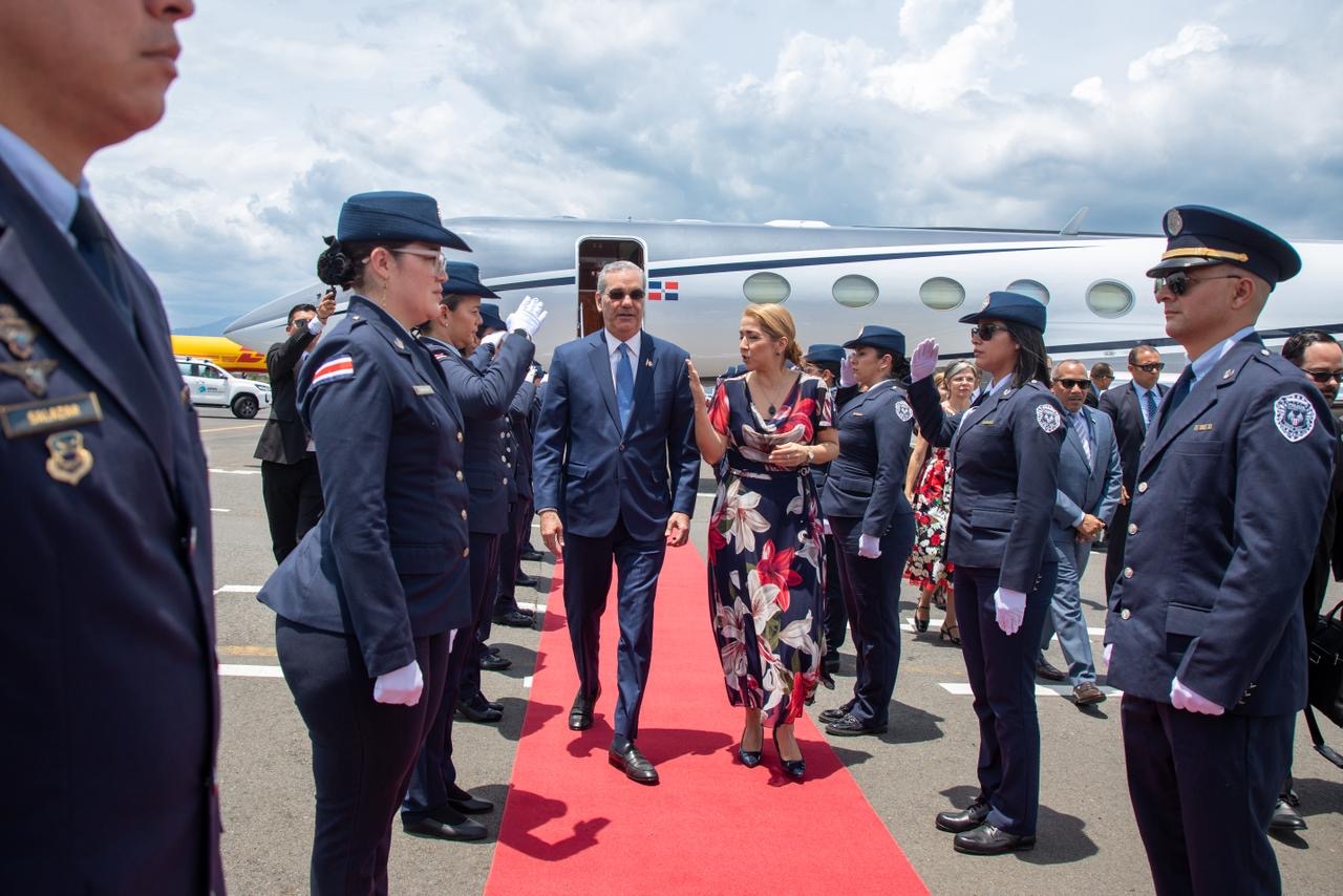 Abinader llega a Costa Rica