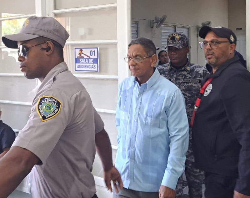 Tribunal cierra caso contra sacerdote acusado de violación sexual