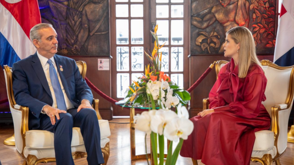 Abinader se reúne con la presidenta electa de Costa Rica