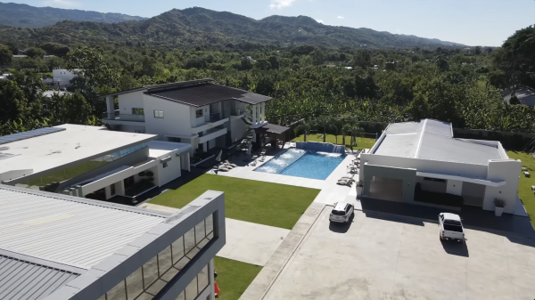 Así es el campo de Santiago: la otra cara de la ciudad corazón