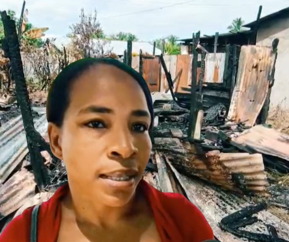 Mujer pide ayuda tras perder vivienda en incendio en Los Miches