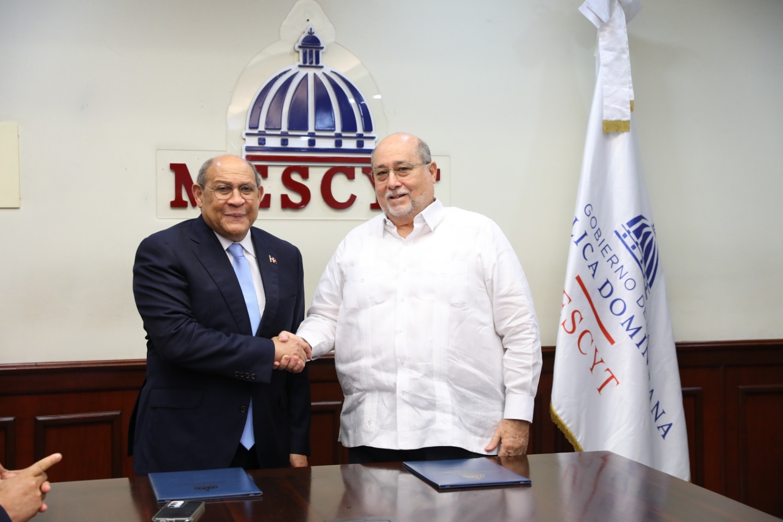 Títulos de medicina dominicanos con mayor reconocimiento mundial