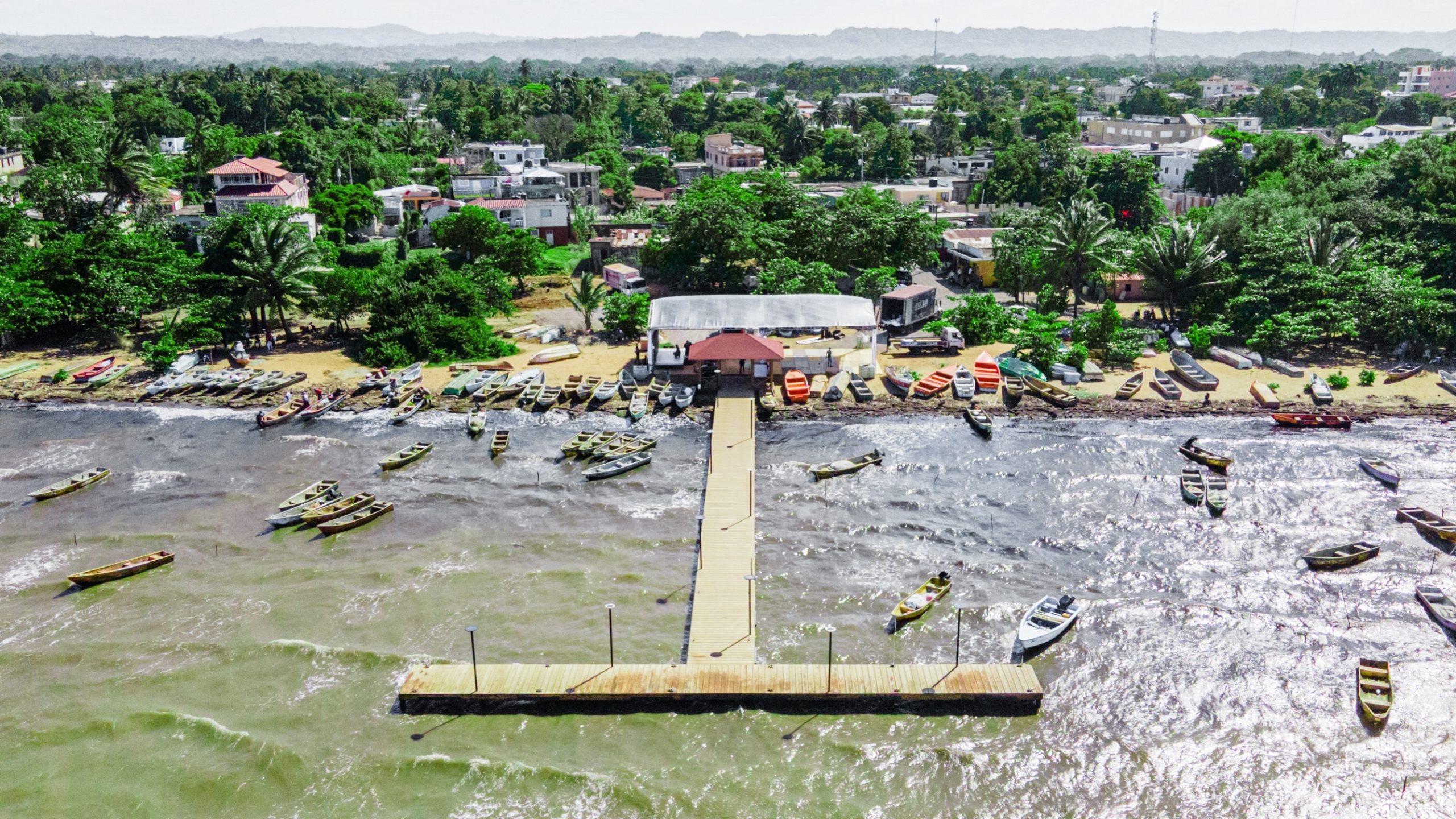 Inauguran muelle pesquero de Sabana de la Mar