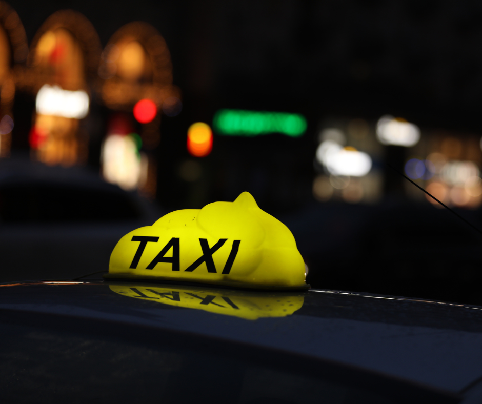 Taxistas estacionarios exigen ser incluidos en subsidios