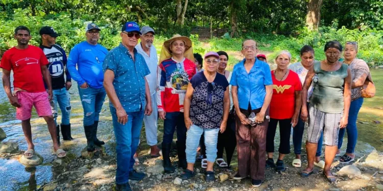 Comunitarios de Yaiba denuncian contaminación en suministro de agua potable