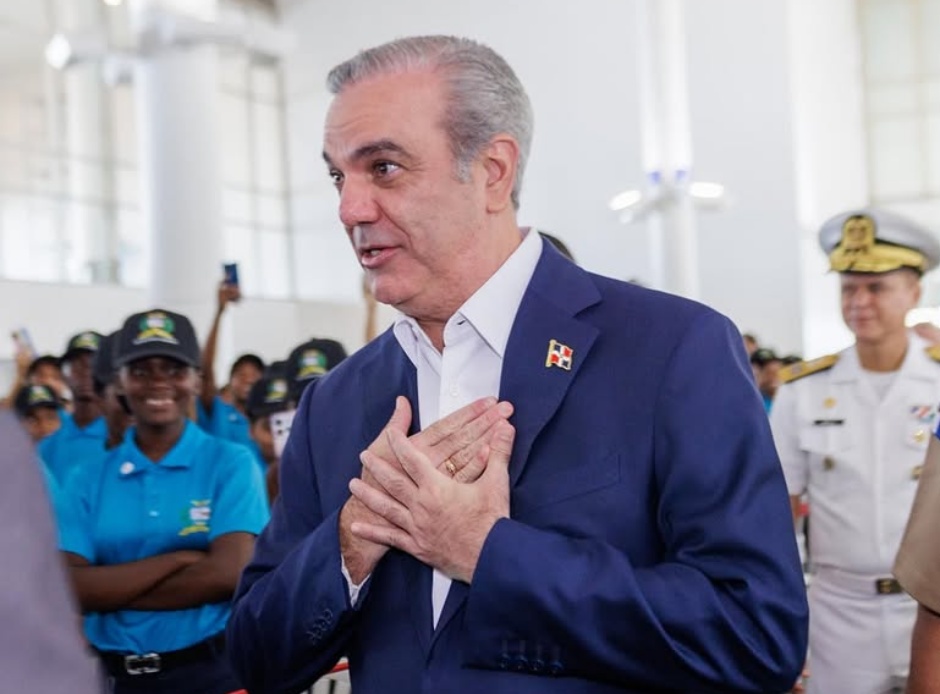 Abinader retomará agenda oficial este domingo