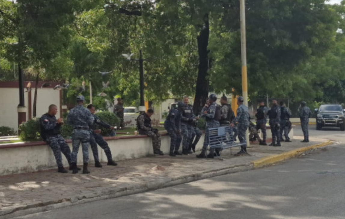 Amplio despliegue policial y militar por marcha en Barahona