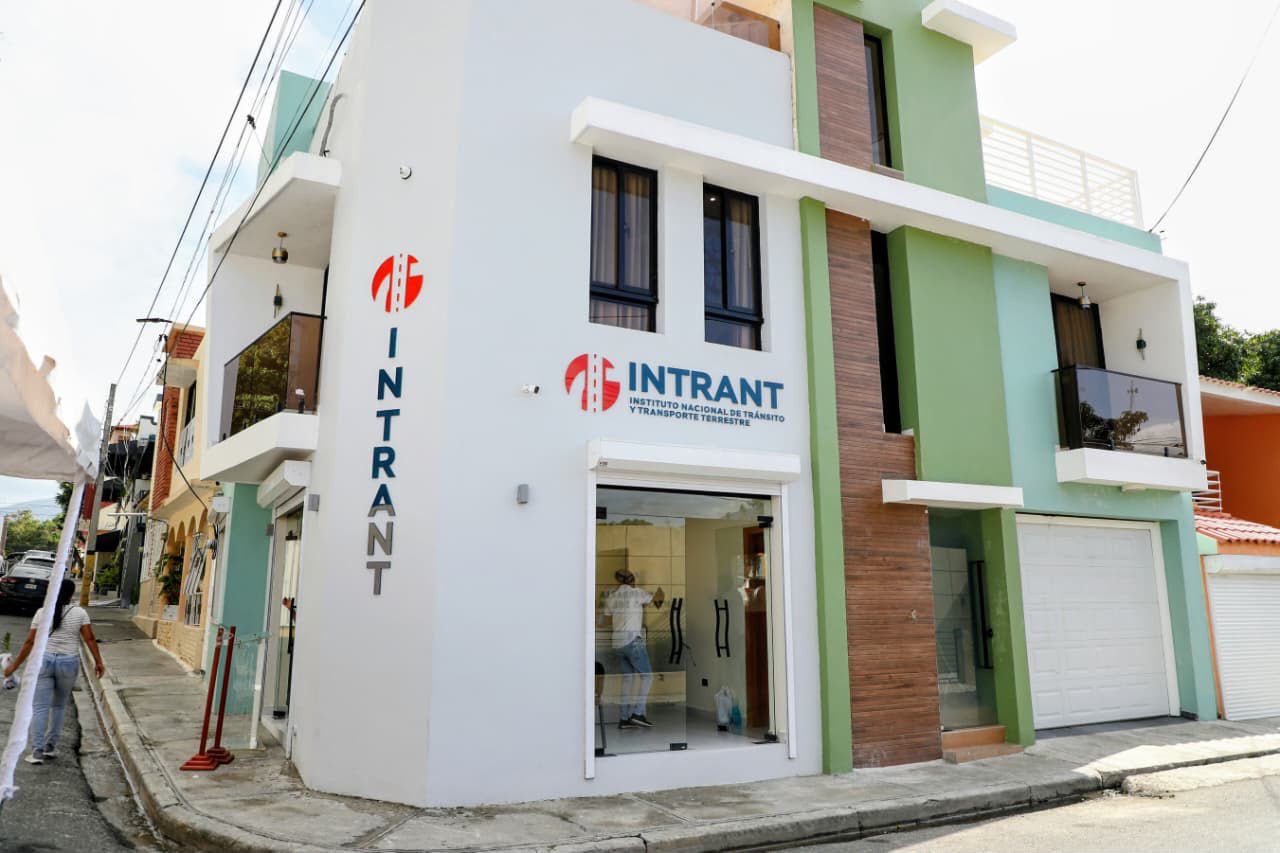 Intrant inaugura su primera oficina de licencias de conducir