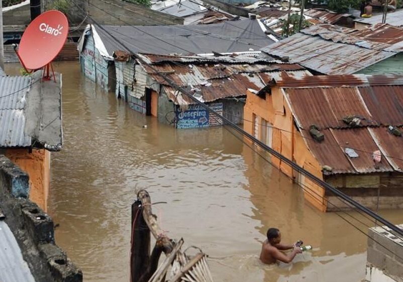 Gobierno lanza seguro para hogares vulnerables ante huracane