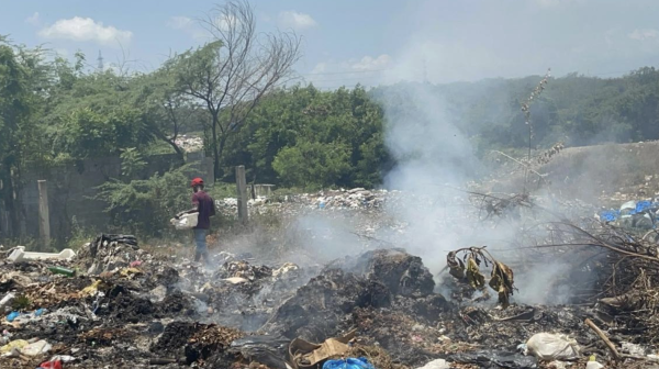 Vertederos están bajo fuego en La Canela y El Yaqu