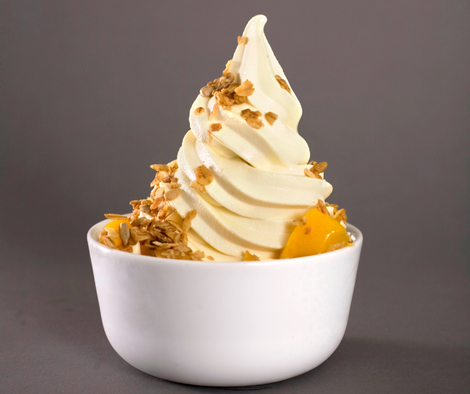 ¿El yogur helado es más saludable que el helado?